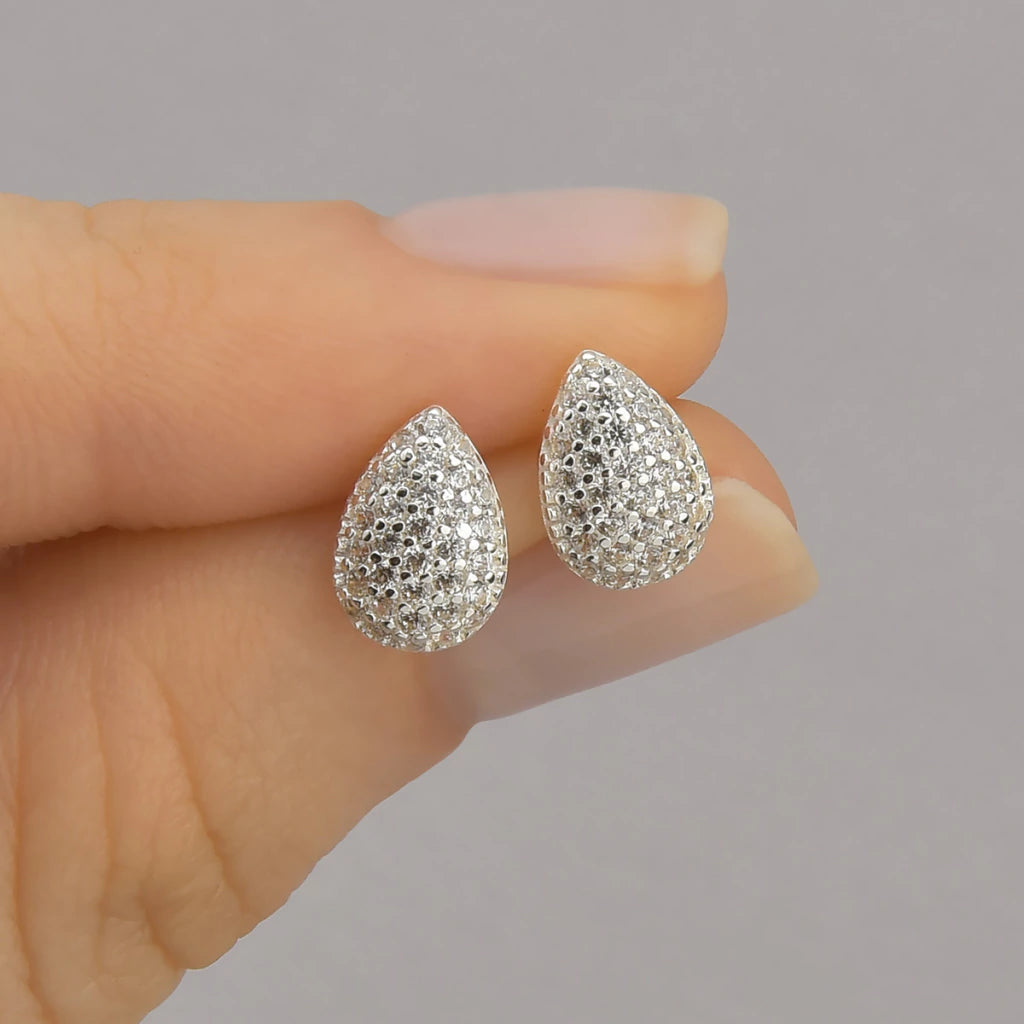 Brinco Gota Cravejado Abaulado de Prata