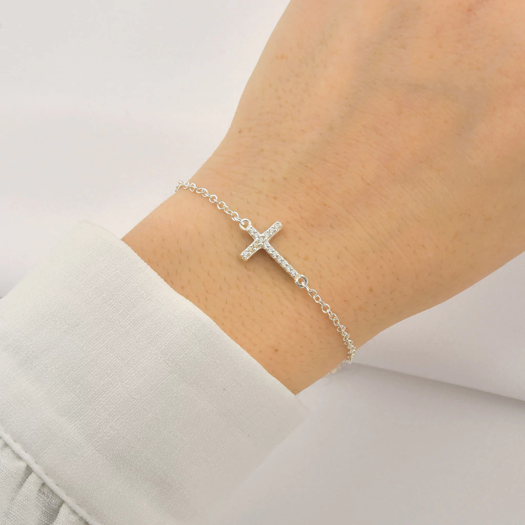 Pulseira Cruz Cravejado Cristal e Preto de Prata